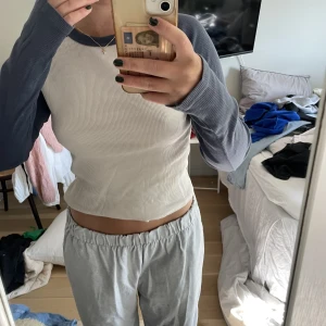 brandy top! - säljer denna jättesöta topp från brandy melville!🙌