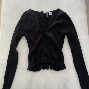 Kroppad tröja  - Kroppad långärmad tröja, 