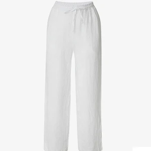 Linnebyxor - Linnebyxor från zalando märket chelsea. Köpt för 549 säljer för 200. Använda 1 gång. 100% Linne