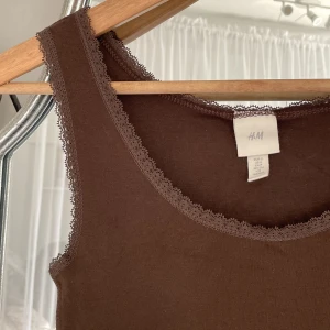 Linne - Säljer detta fina linne jag inte använder! Köparen betalar för frakten och katt finns i hem 🏠 