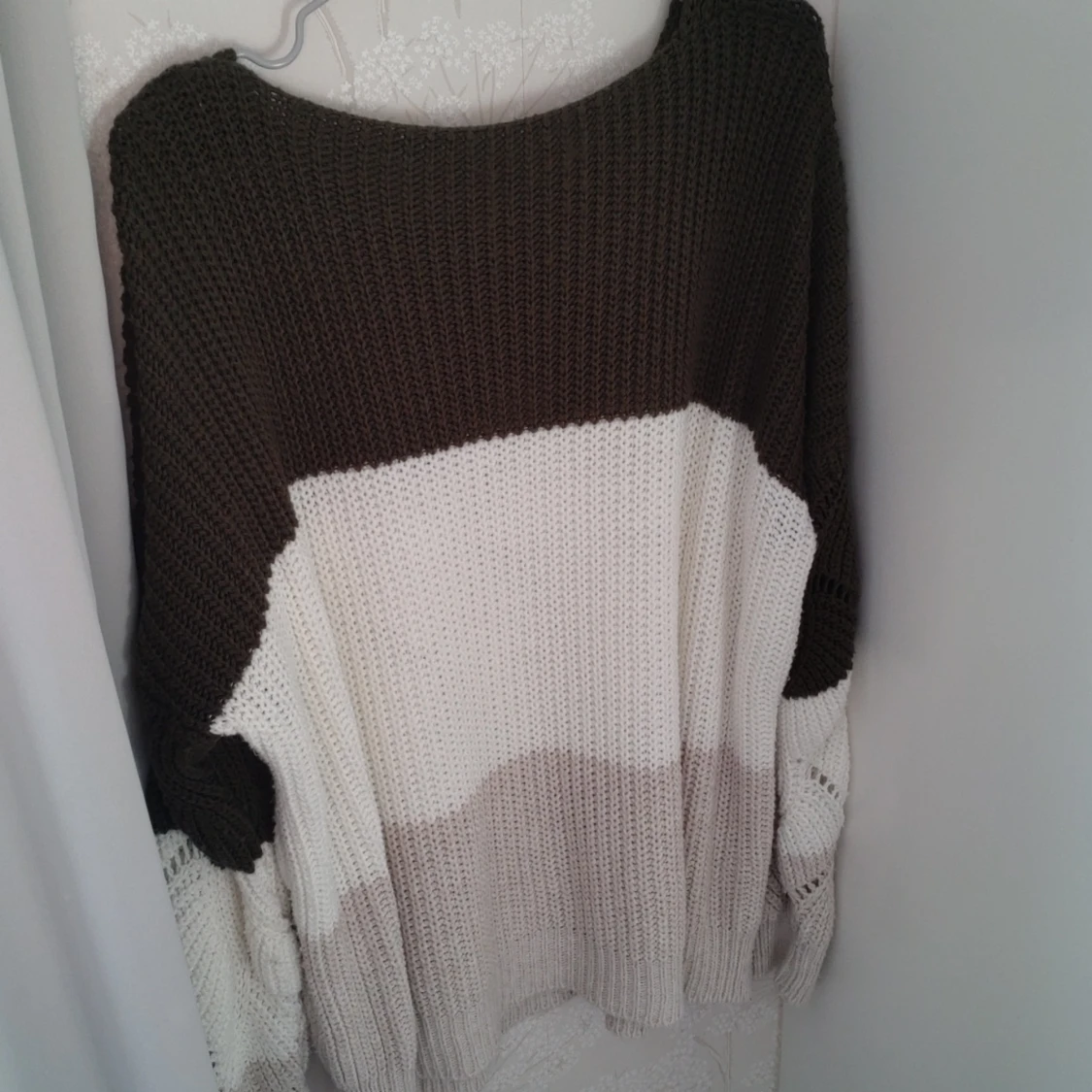 Stickad tröja  - 91