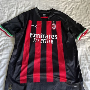 Fotbollströja - Fotbollströja 