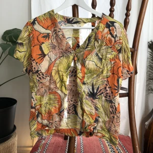 Hääärlig topp - Vintage topp