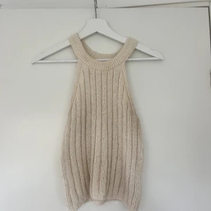 Stickat linne - Beige stickat linne❣️