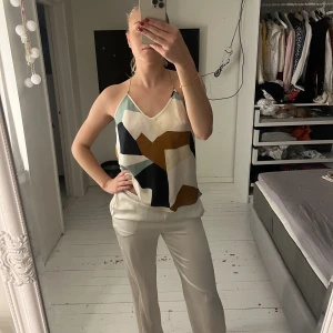 Festlig topp från bikbok  - Festlig topp från bikbok aldrig använd!