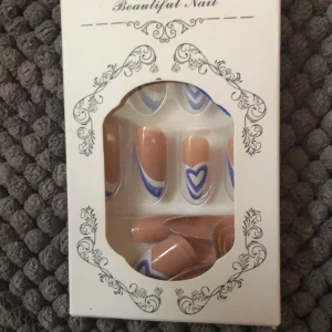 Lösnaglar  - Aldrig använda. 💕