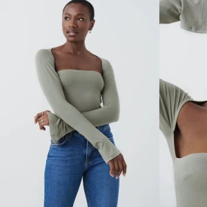 Soft touch square neck top - Säljer denna tröja som jag köpte, men som jag inte har använt alls, är alltså helt ny. Från Gina tricoat, hör av er vid intresse eller fler bilder!