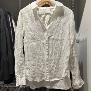 linne skjorta  - använt 1-2 gånger 