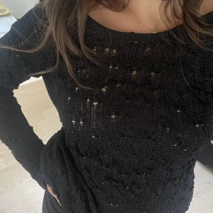 weekday stickad tröja - stickad/virkad svart tröja från weekday 