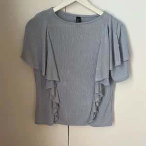 Fin ljusblå blus - Fin och skön blus/topp