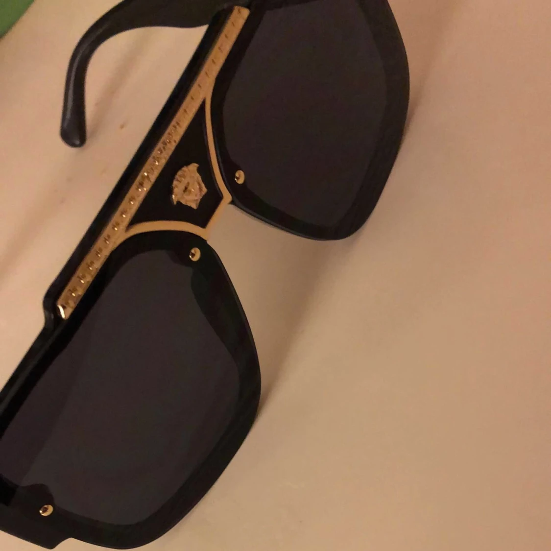 Versace solglasögon helt nya - 90