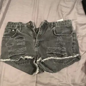 Vanliga korta jeans shorts 