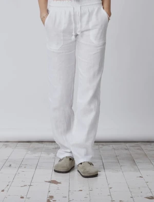 Linnebyxor  - Säljer dessa linnebyxor! Nyskick och nypris 800! Säljer för 450💓 I storlek xxs men passar även xs och s