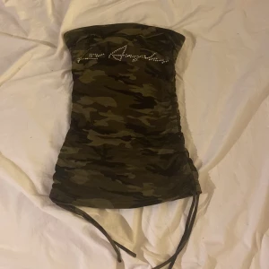 2000s top - Fick hem mitt shhein packet precis å den var tyvärr fel storlek därför säljer jag ❤️