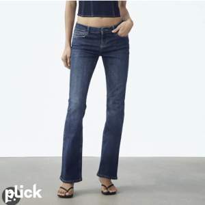Säljer dessa super snygga zara jeans då dom är för små för mig dom är ofta slut sålda på zaras  hemsida. Priset kan diskuteras lite 