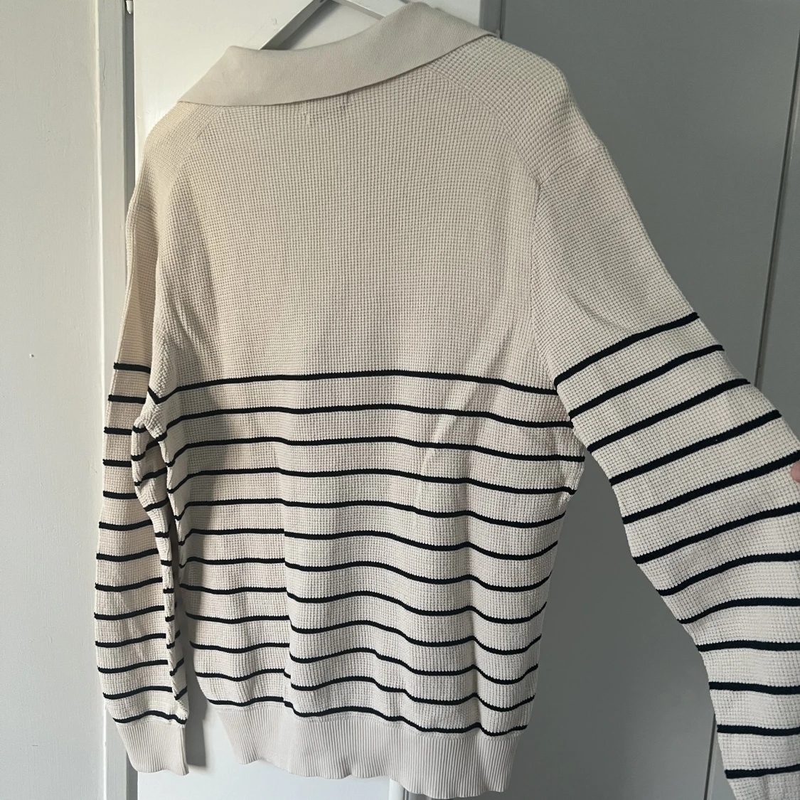 Långärmad tröja med krage  - 91