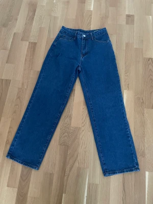 Jeans petite s - Oanvända 
