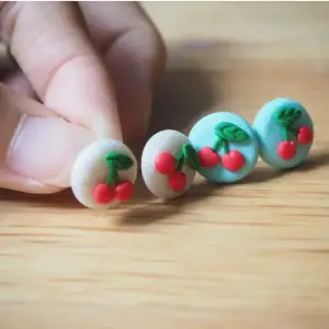 Handmade earrings (cherry) Material : polymerclay