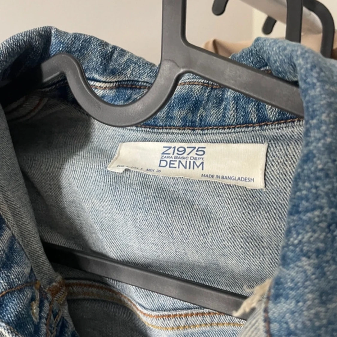 Zara jeansjacka - 91