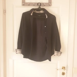 Burberry skjorta - Burberry skjorta - M i dam storlek