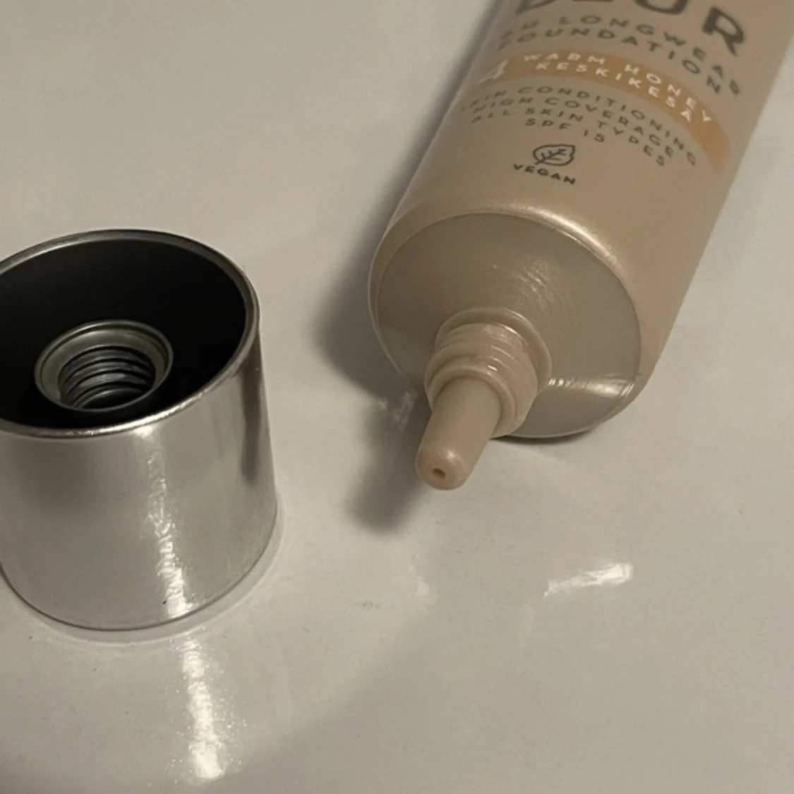 Blur foundation  - 91