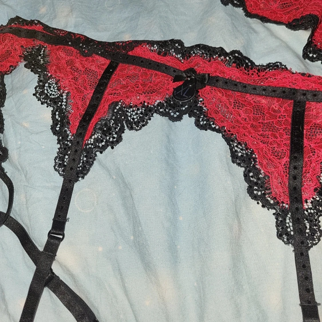 Nytt set underkläder med prislapparna kvar. - 91