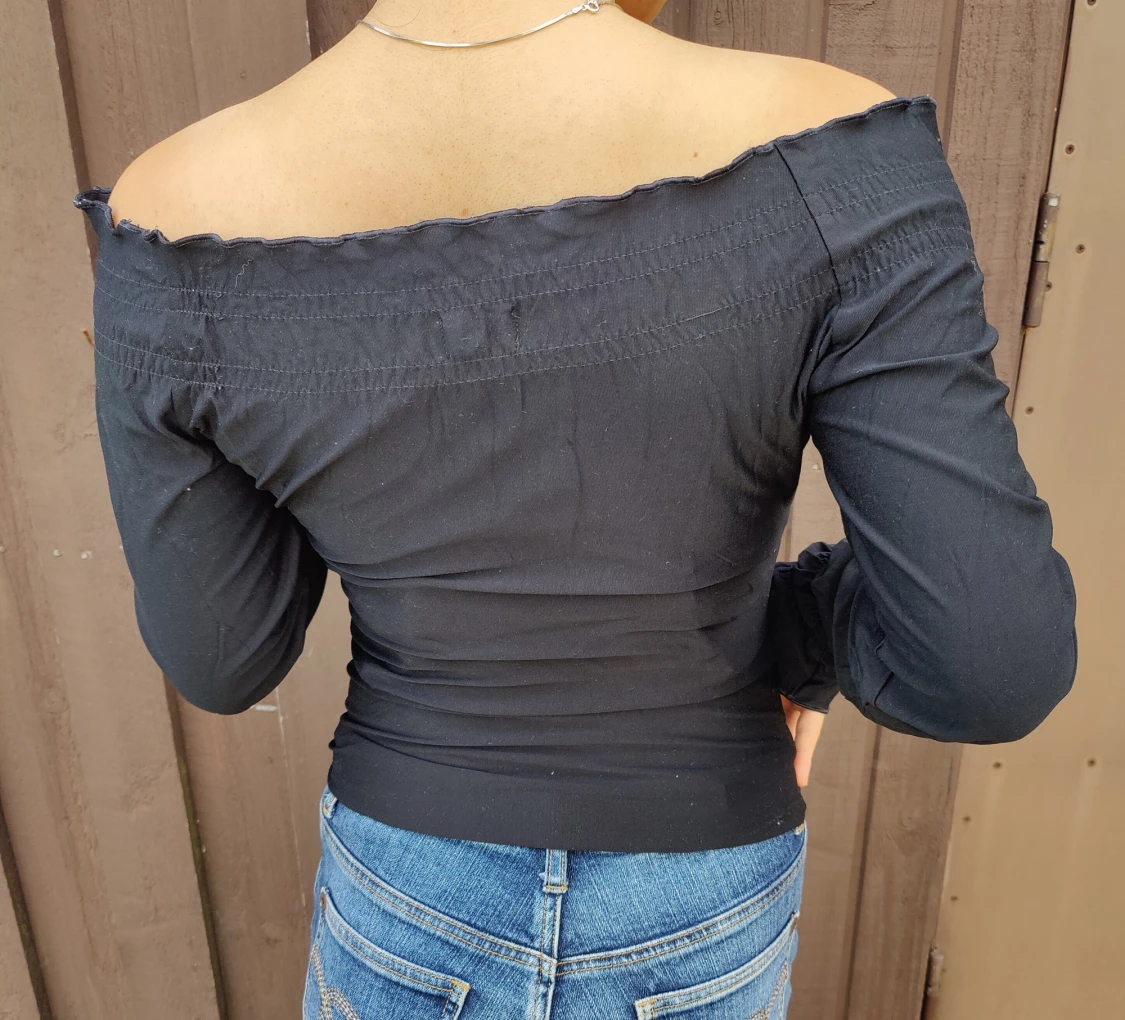 Black long sleeved ruffled off-shoulder top - 91