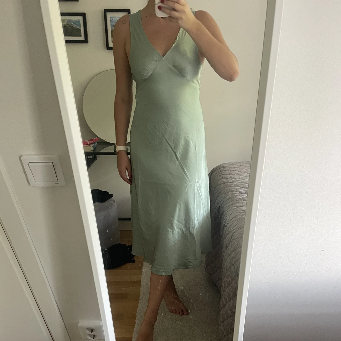 Grön satin klänning - 90