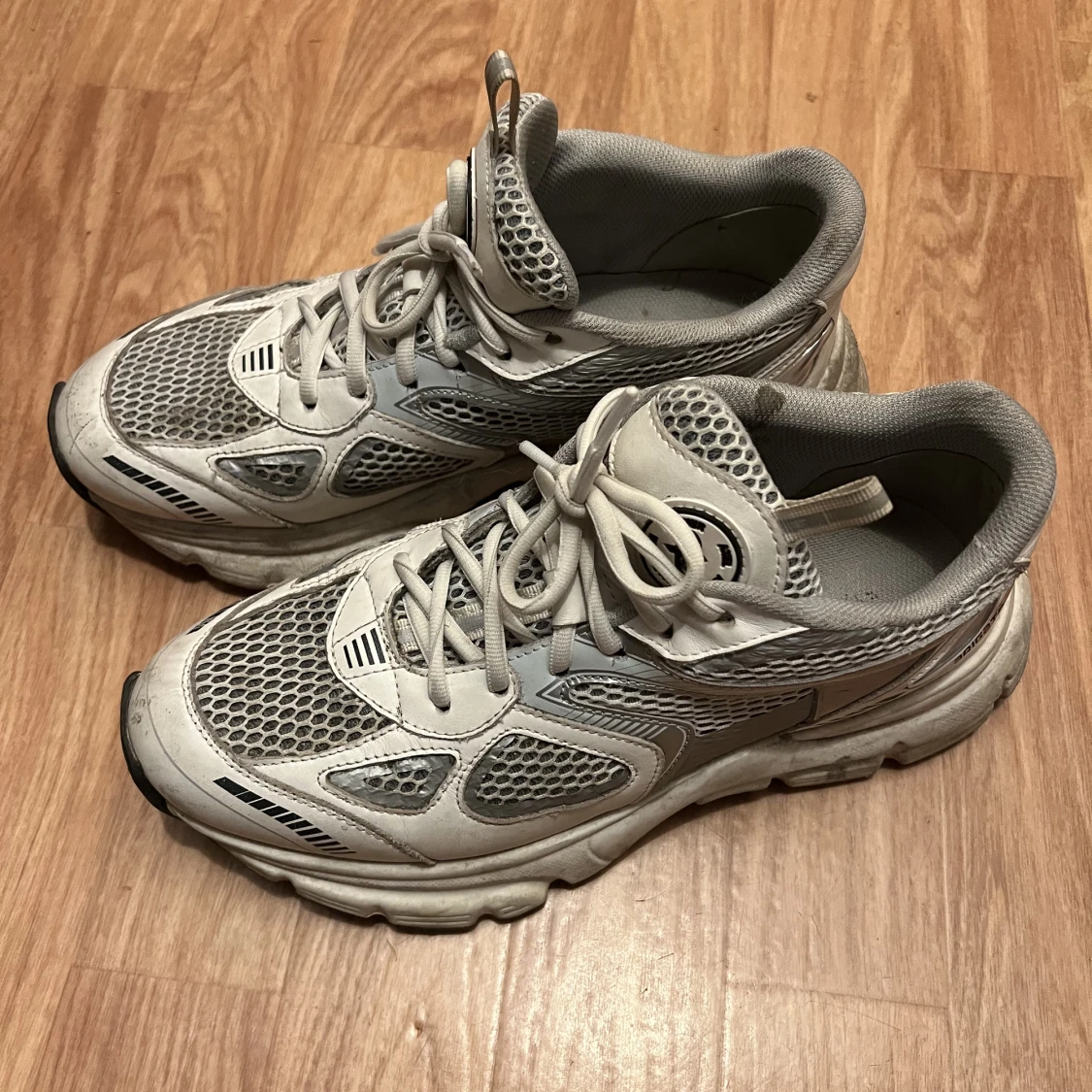 Axel Arigato Marathon