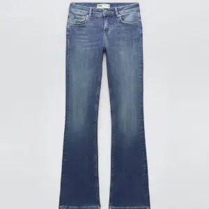 Jag söker ett para zara jeans i storlek 32💗💗💗