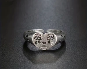 Coola ringar!! - Coola justerbara ringar!! ❤️❤️ hör av dig vid intresse!  LÅNADE BILDER!