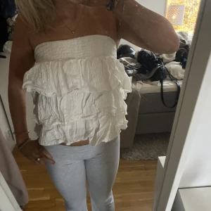 Söt kjol - Söt kjol som man kan använda som topp!