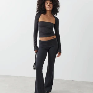 Gina tricot set  - Säljer detta settet från Gina tricot som endast är använd 2ggr 🥰nypris runt 600, båda delarna är i storlek S 