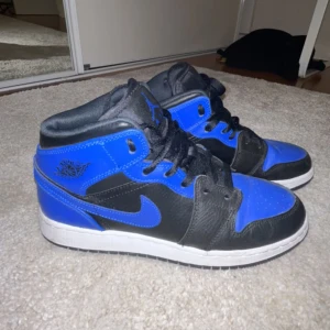 Nike Jordan skor - Näst intill oanvända Nike Jordan’s, skriv för frågor eller om du har prisförslag