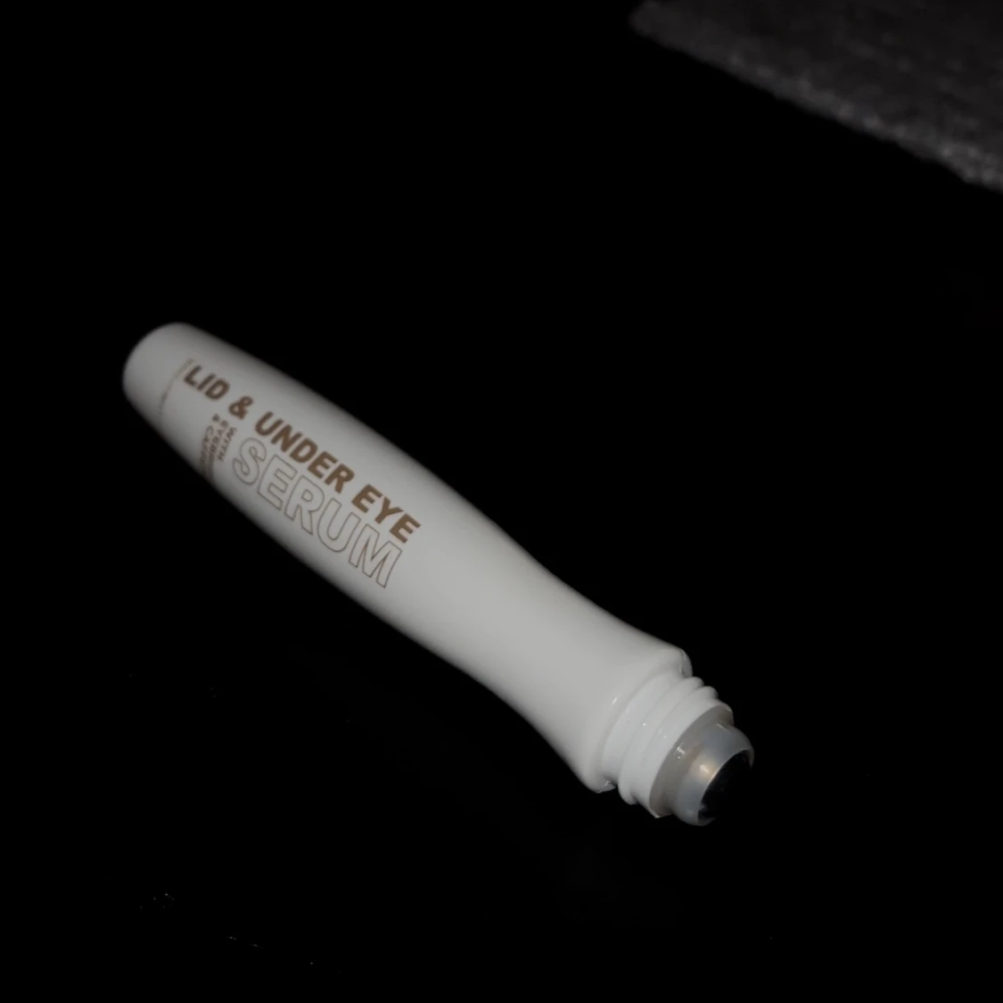 Ögonserum som knappt är rörd