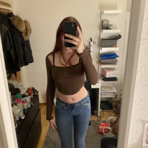 Topp - Brun jätte söt topp från nelly. Storlek S