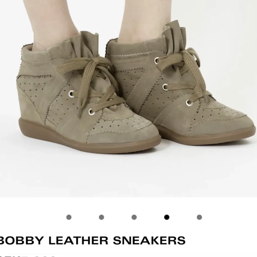 Säljer mina isabel markant skor i modellen Bobby i storlek 39 oanvända säljer pga att jag inte använt det❤️❤️. Skor.
