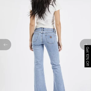 Abrand jeans - Ett par abrand jeans som jag köpte från deras hemsida för 1000kr. Oanvända då jag bara provat dom en gång. Nyskick men säljer pågrund av att de var för stora. Pris kan diskuteras🫶🏼
