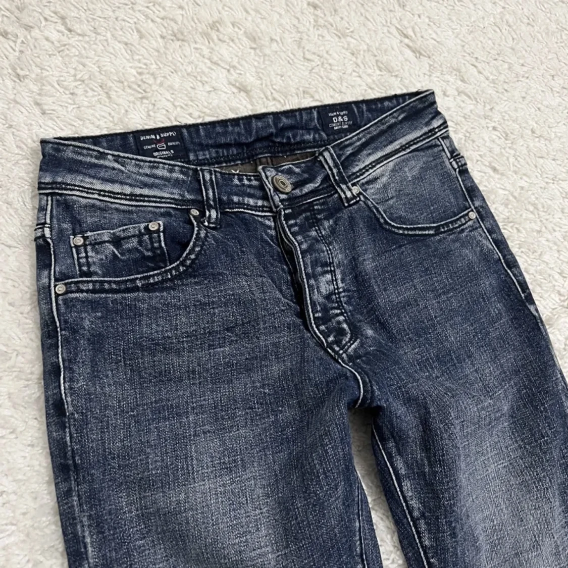 Lågmidjade/mid rise jeans  - 90