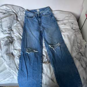 Blåa jeans från Lager 157 i storlek S modell Boulevard