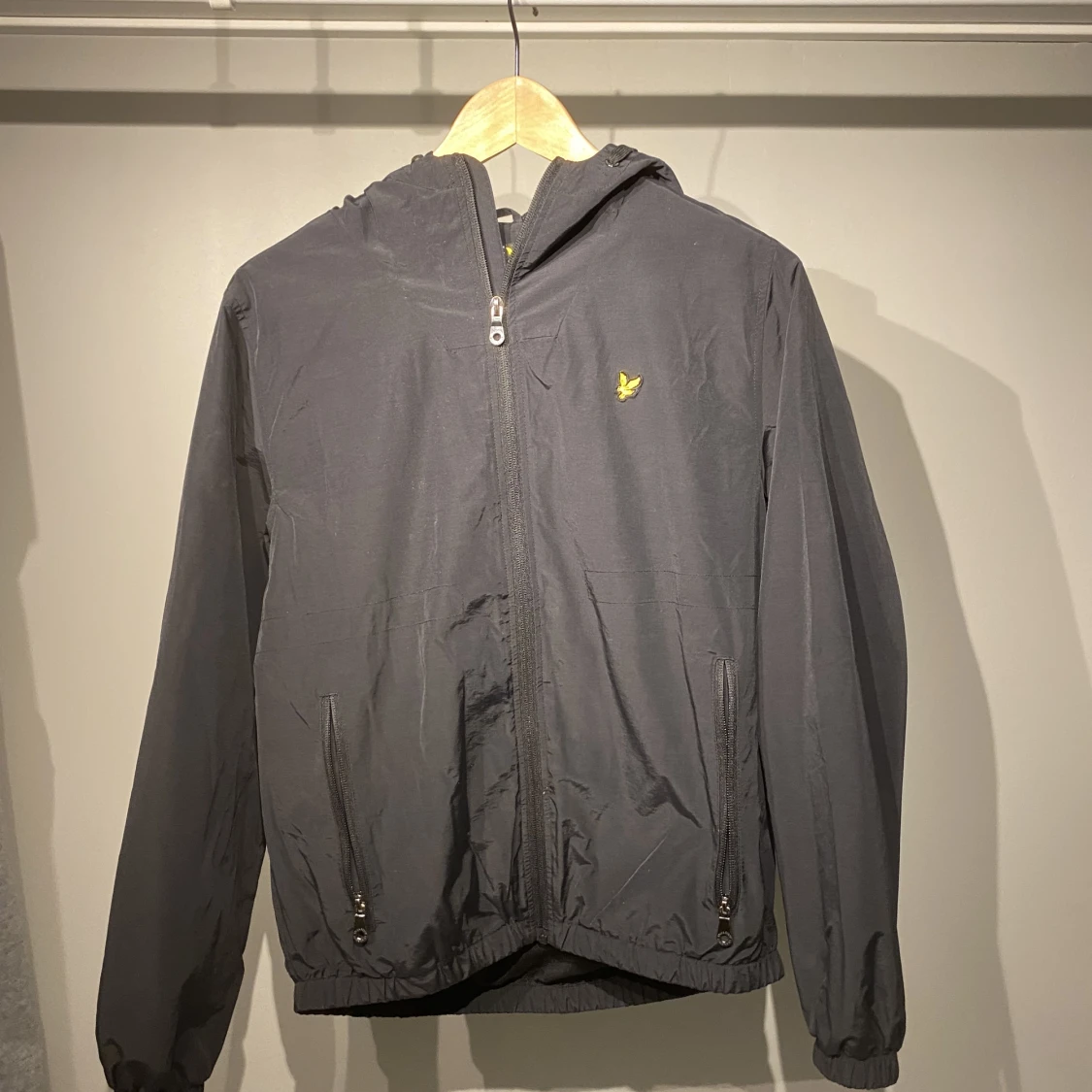Lyle and Scott regnjacka