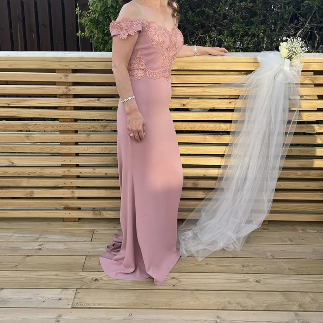 Klänning säljes  - 90