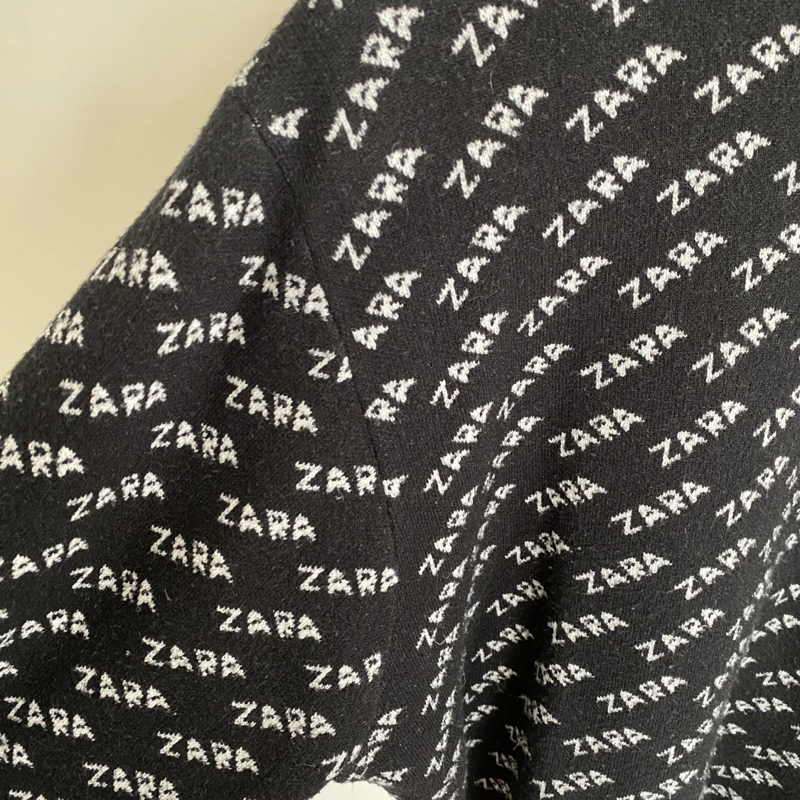 Tröja från Zara - 91