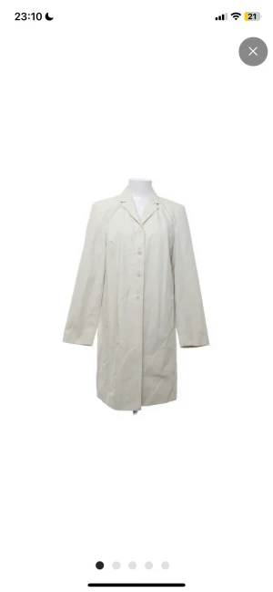 Beige kappa - Beige kappa från lindex. Supercool men kommer tyvärr inte till användning