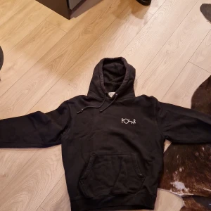 Polar skate co hoodie - Polar Skate Co hoodie näst intill oanvänd