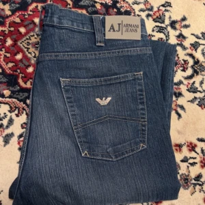 Armani Jeans - Vintage armani byxor i 10/10 skick, inga skador eller annat 