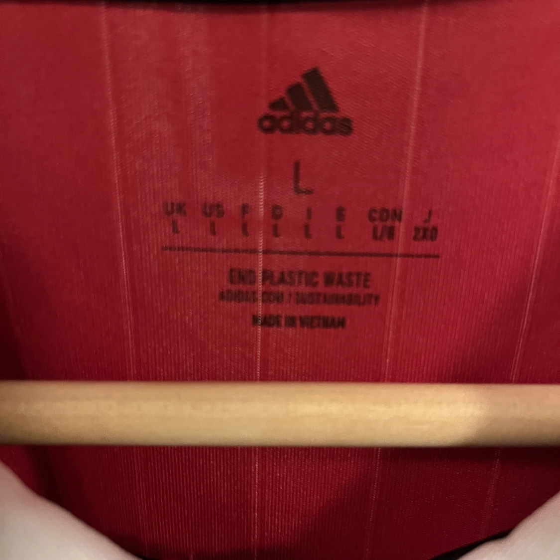 Manchester United tröja 22/23 L - 91