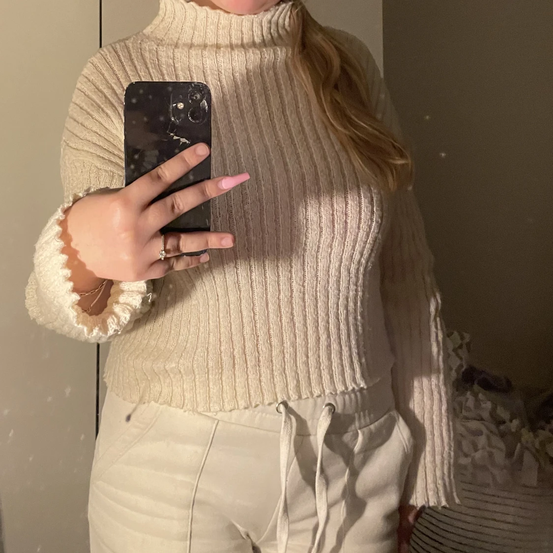 Vit stickad tröja 