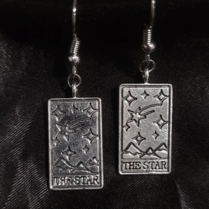 Örhängen med Stjärn Tarot! ☆ - ENDAST ETT EXEMPLAR! Troligtvis nickelfria men är du allergiker bör du vara försiktig. Rostfritt!