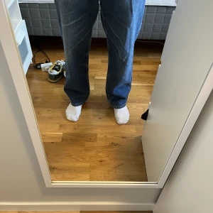Levi’s jeans - Jeans från Levi’s, modell 519, storlek W29, L32
